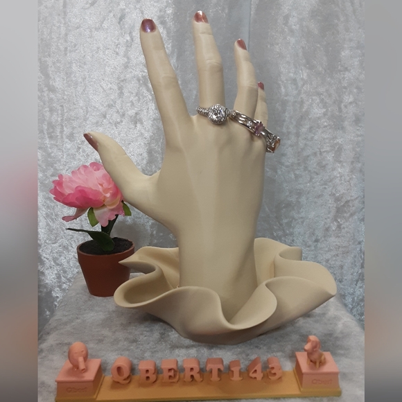 Handmade 3d Printed Jewelry Ring Stand Holder Display - Picture 3 of 12